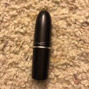 Mac hot gossip lipstick